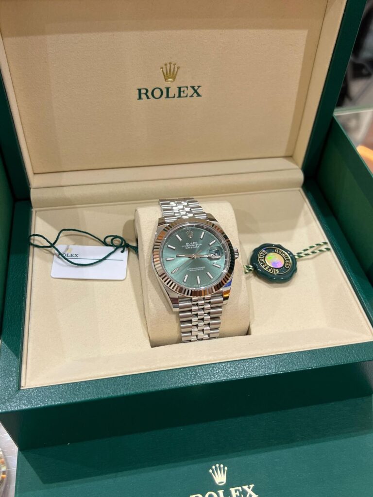 6d6ce4c8-10fa-48b2-9b8d-017f813b6155